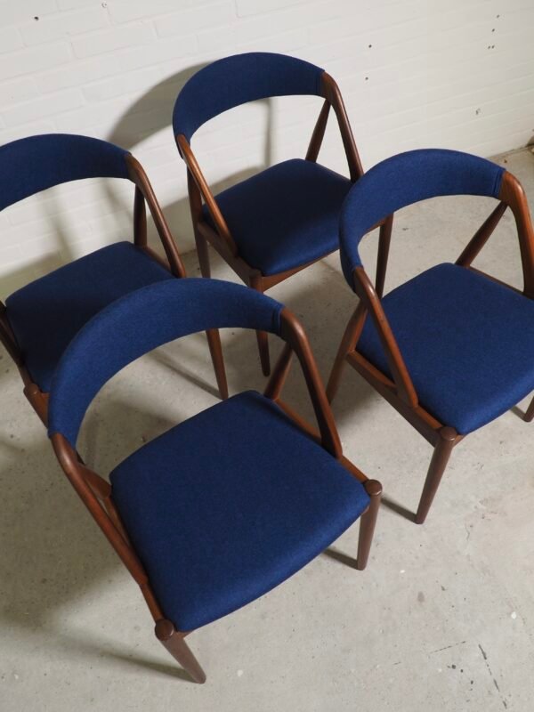 Kai Kristiansen model 31 Dining chairs - Image 2