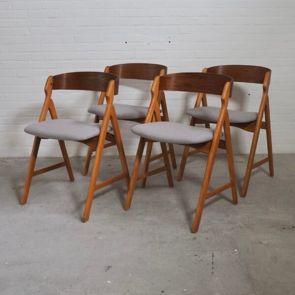 4x Henning Kjærnulf model 71 - Image 2